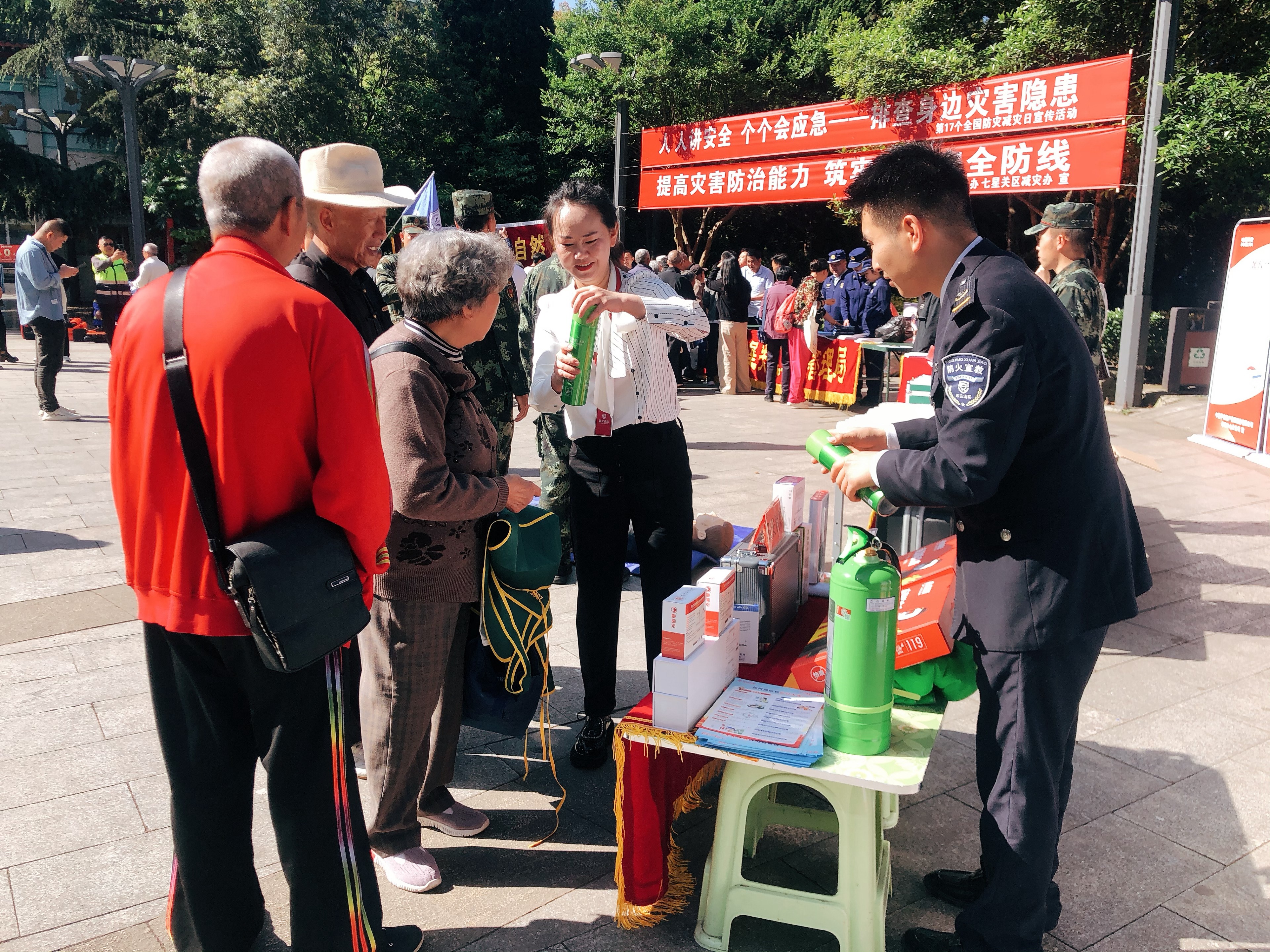 人人講安全、個個會應(yīng)急丨政安消防“2025年防災(zāi)減災(zāi)宣傳活動”精彩瞬間